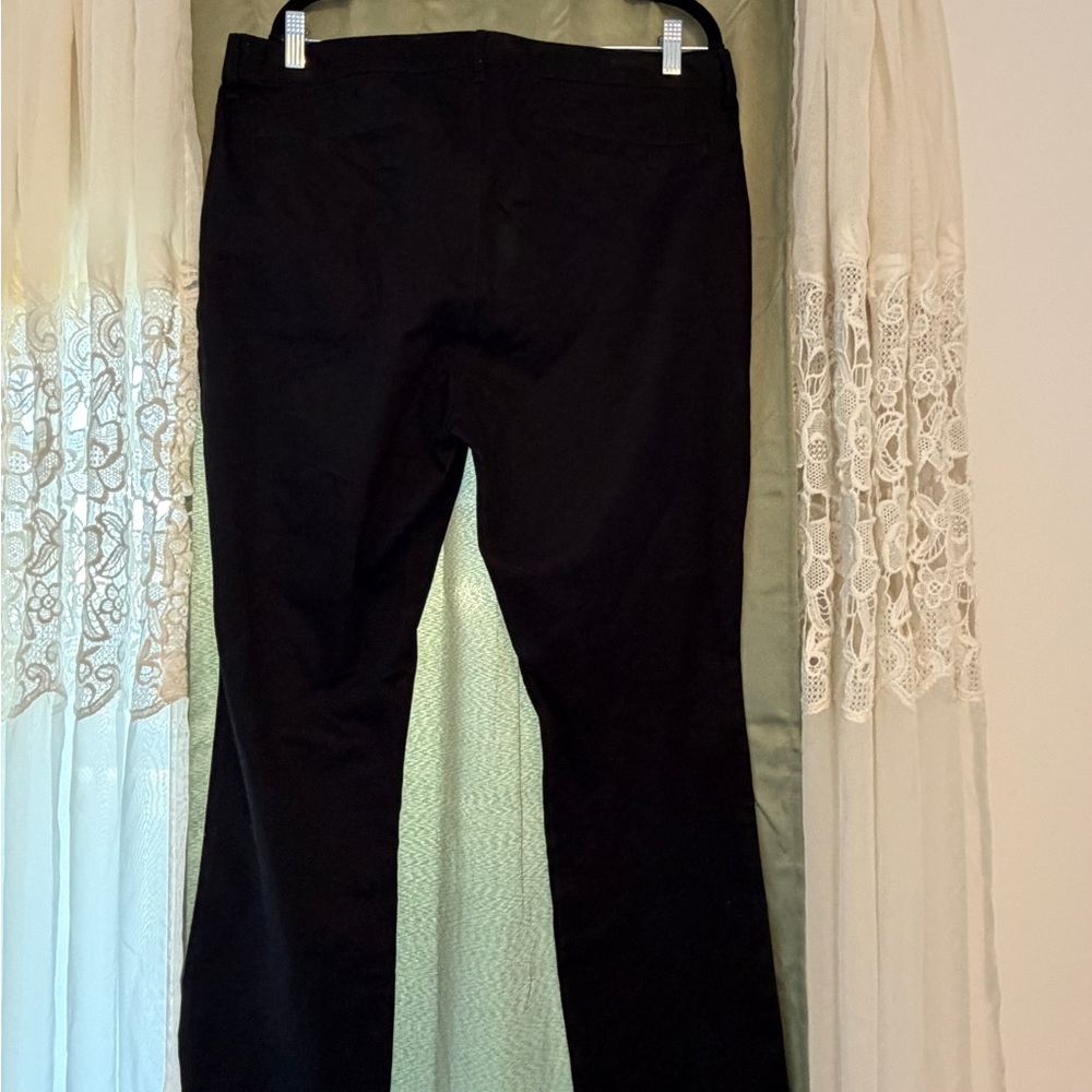 Old Navy Uniform Flare Pants Womens 14 Black Excellent High-Rise Stretch 402507 - Picture 4 of 6